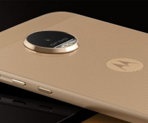 Motorola tung chiến dịch chế giễu Samsung lẫn Apple