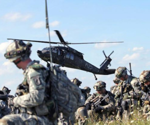 NATO đưa thêm 4.000 quân đến kiềm chế sức mạnh quân đội của Putin