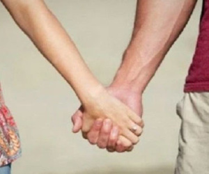 Bỏ ngoài tai nhiều lời khuyên, tôi vẫn quyết chờ anh về