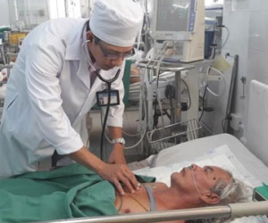 Cứu sống bệnh nhân 3 lần ngưng tim, ngưng thở ở miền Tây