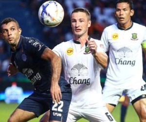 Thai League mời chào cầu thủ Đông Nam Á đầu quân