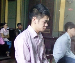 Đâm chết nữ đồng nghiệp 15 tuổi ở xưởng làm việc