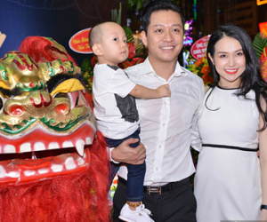 Vợ Tuấn Hưng khoe bụng bầu lùm lùm