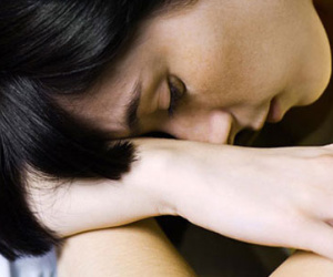 Bạn trai giả bị bệnh nguy kịch để thử lòng các cô gái