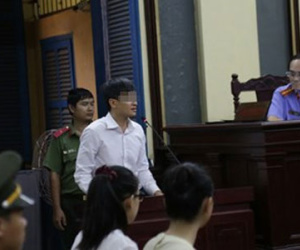 Đại gia tố Hoa hậu Phương Nga lừa đảo là ai?