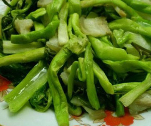Dễ nhiễm kim loại nặng do ăn bèo tây