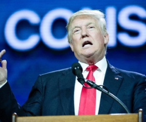 Donald Trump: Mỹ sẽ tiếp tục bị đánh bom vì lãnh đạo quá “ngu dốt”