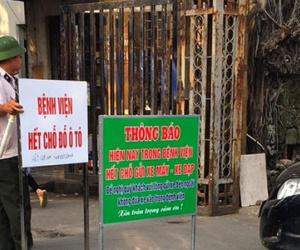 Mướt mồ hôi tìm chỗ gửi xe để vào bệnh viện thủ đô