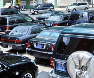 Khoán kinh phí xe công cho 6 vị Thứ trưởng: Còn thiếu hợp lý!
