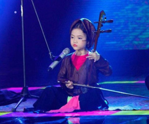 Tú Thanh - Ca nương nhí được xác lập kỷ lục Việt Nam