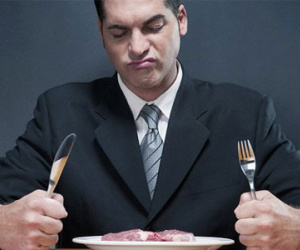 Ăn nhiều thịt dễ bị rối loạn cương dương