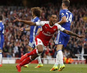 Arsenal nhấm chìm Chelsea trên sân nhà