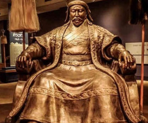 Câu chuyện cả giận mất khôn của Thành Cát Tư Hãn