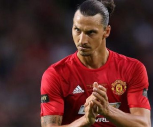 Ibra dọa đánh gãy chân siêu cò Raiola