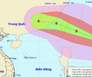 Bão MEGI giật cấp 14 tiến gần Biển Đông