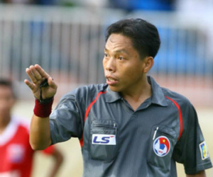 Không có đối thủ, trọng tài Nguyễn Ngọc Châu đoạt Còi vàng
