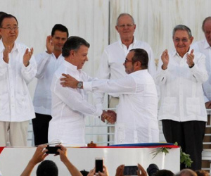 Colombia kết thúc cuộc nội chiến 52 năm