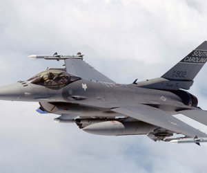 Gặp Su-35, tiêm kích F-16 danh tiếng phải "chạy mất dép"