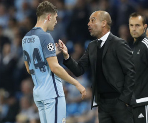 Guardiola: "Cầu thủ Man City có thể đá tệ, nhưng không được lười"