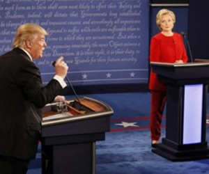 Người dẫn chương trình vất vả vì Trump và Hillary