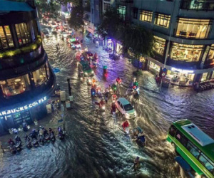 Những hình ảnh khó quên với người Sài Gòn trong trận mưa lịch sử ngày 26/9