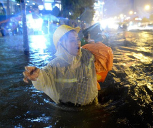 "Tôi bật khóc khi vật lộn với dòng nước lớn giữa Sài Gòn"