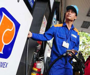 Hưởng lợi gần 200 tỷ đồng từ vênh thuế, Petrolimex "quên" cộng vào lợi nhuận?