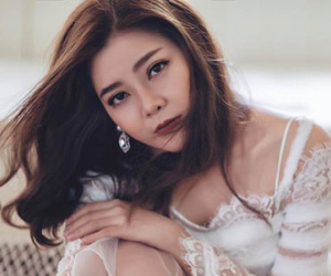 Thanh Ngọc: "Tôi từng sup sụp, chỉ biết khóc vì chưa sinh được con"
