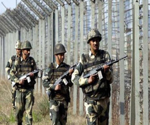 Căng thẳng leo thang, Pakistan bắt giữ lính Ấn Độ