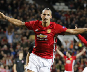 Ibrahimovic nổ súng, Man Utd thắng trận đầu ở Europa League
