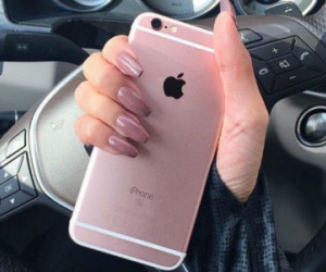 Chia sẻ về việc bỏ ra 30 triệu mua iPhone 7 của cô gái gây tranh cãi mạnh mẽ
