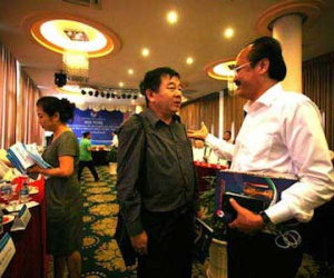 Lạ lùng trọng tài Việt