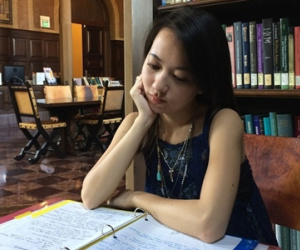 Ngỡ ngàng trước nhan sắc và cuộc sống sung túc của "đối thủ" bé Xuân Mai - Xuân Nghi