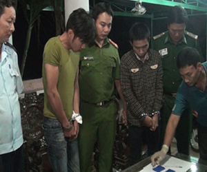 Cắn chiến sĩ biên phòng chảy máu trong cơn phê ma túy