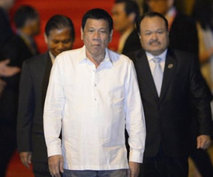 Tổng thống Philippines nói được Nga, Trung ủng hộ khi càm ràm Mỹ