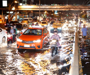 Bangkok khổ sở trong "ác mộng" bì bõm