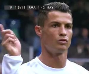 Nghi vấn Ronaldo nổi đóa, chửi cổ động viên