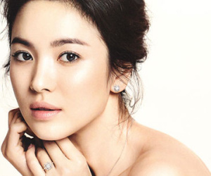 Song Hye Kyo đứng đầu Top 10 "Nữ thần châu Á" 2016