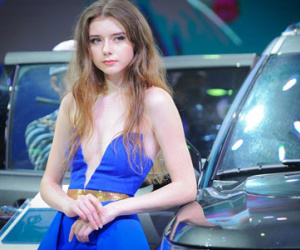 Dàn chân dài tại Vietnam Motor Show 2016