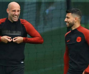 Guardiola cấm dùng internet tại Man City
