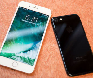 iPhone 7 bị tố mất sóng