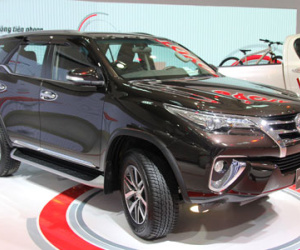 Toyota Fortuner thế hệ mới ra mắt thị trường Việt