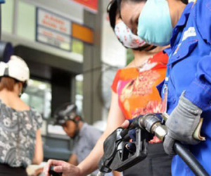 Xăng tiếp tục tăng giá từ 16h30