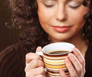 2 tách cà phê mỗi ngày giúp phụ nữ giảm nguy cơ mất trí nhớ