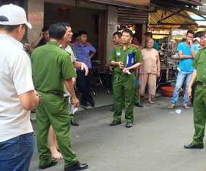 Bênh cha, nam thanh niên chém 2 hàng xóm ở trung tâm Sài Gòn