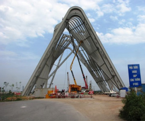 Cổng chào hai trăm tỷ ở Quảng Ninh