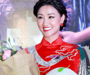 Maya, Nhã Phương rạng rỡ tại họp báo "Sài Gòn Anh Yêu Em"