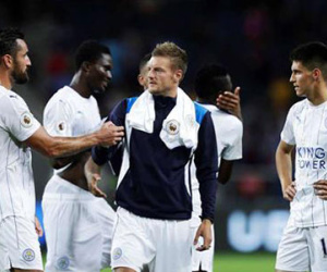Tiết lộ: Suarez chỉ muốn xin áo đấu của Vardy