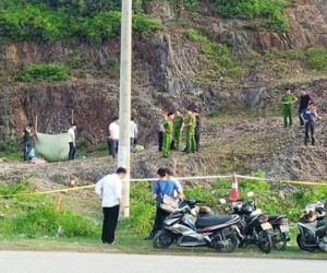 Thi thể người phụ nữ cháy đen dưới chân đồi
