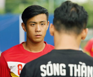 Huyme trở thành cầu thủ bóng đá điển trai trong phim điện ảnh "Sút"